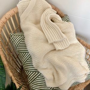 Women’s oversized chunky sweater